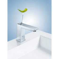 Umyvadlová baterie GROHE Eurocube s výpustí chrom 23657000