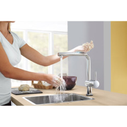 Dřezová baterie GROHE Minta Touch s vytahovací sprškou chrom 31360001