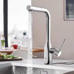 Dřezová baterie GROHE Essence New s vytahovací sprškou chrom 30270000