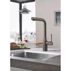 Dřezová baterie GROHE Essence New s vytahovací sprškou Brushed Hard Graphite 30270AL0