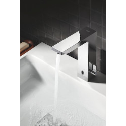 Umyvadlová baterie GROHE Eurocube se senzorem chrom 36441000