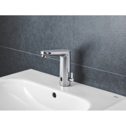 Umyvadlová baterie GROHE Eurosmart se senzorem chrom 36421000