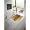 Dřezová baterie GROHE Essence se silikonovým ramínkem kartáčovaný Cool Sunrise 30294GN0