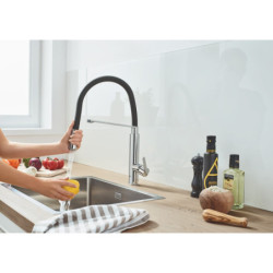Dřezová baterie GROHE Feel s vytahovací sprškou, 2 proudy chrom 31489000