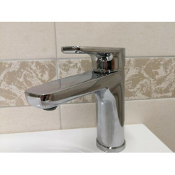 Umyvadlová baterie Roca Anara s výpustí chrom A5A301BC0K