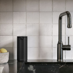 Bezdotykový dávkovač mýdla Simplehuman černá mat SHST1073