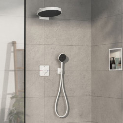 Sprchová a vanová baterie Hansgrohe ShowerSelect Comfort Q bez podomítkového tělesa matná bílá 15583700