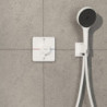 Sprchová a vanová baterie Hansgrohe ShowerSelect Comfort Q bez podomítkového tělesa matná bílá 15583700