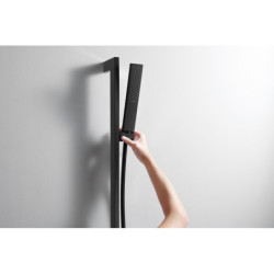 Sprchová tyč Hansgrohe Unica na stěnu s držákem sprchy a sprchovou hadicí matná černá 24404670