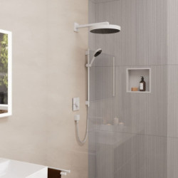 Sprchový set Hansgrohe Rainfinity na stěnu matná bílá 28746700